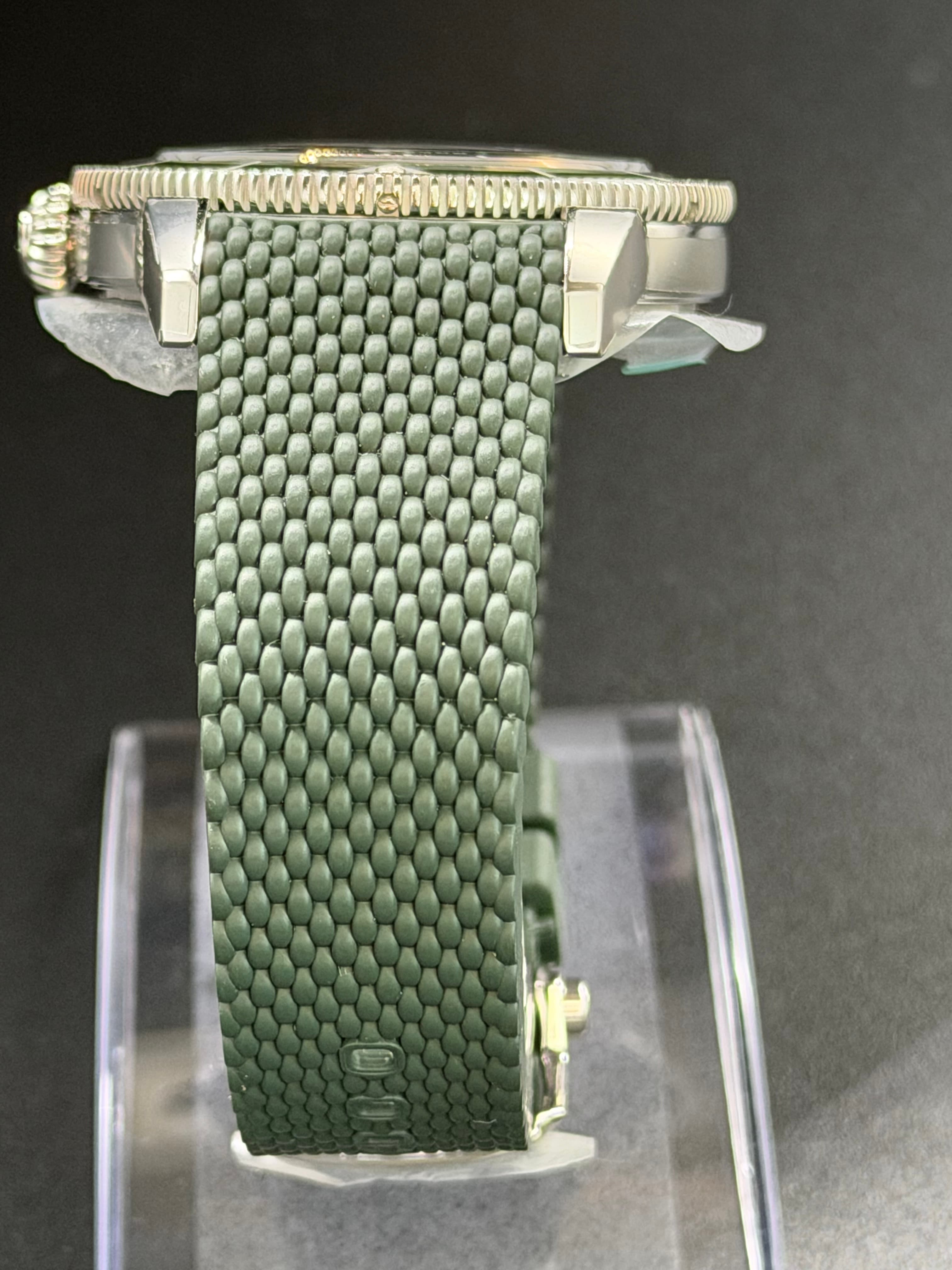 Breitling Superocean Heritage Green Dial / Band - view 7