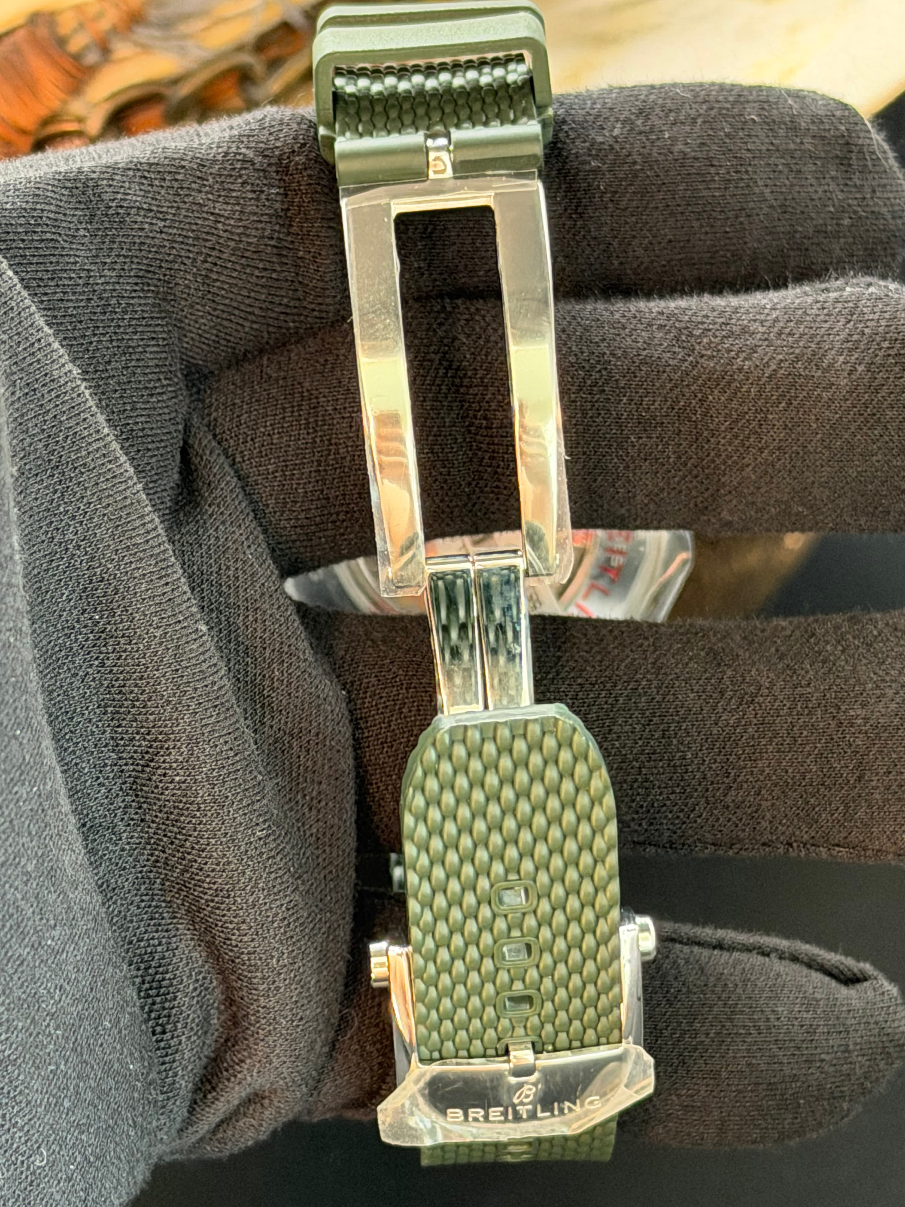 Breitling Superocean Heritage Green Dial / Band - view 11