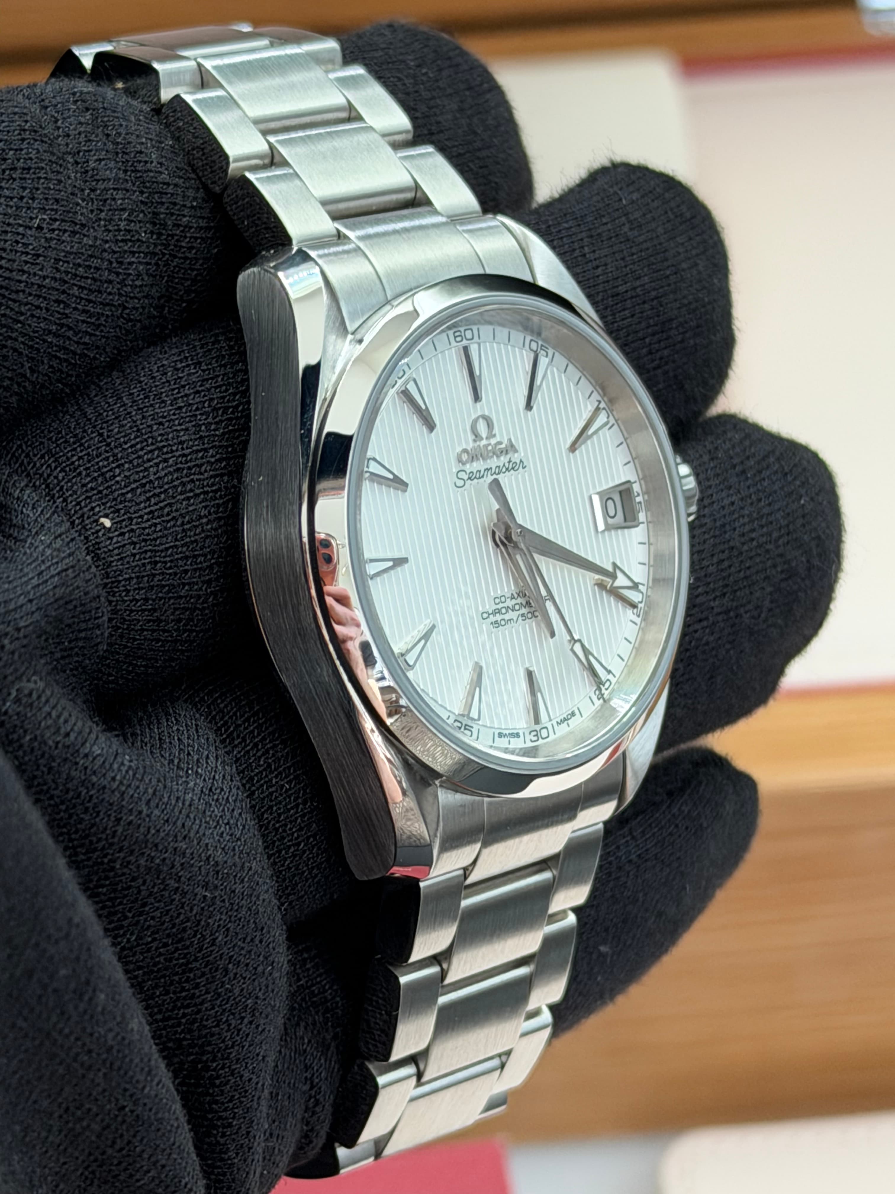 Omega Seamaster Aqua Terra - view 4