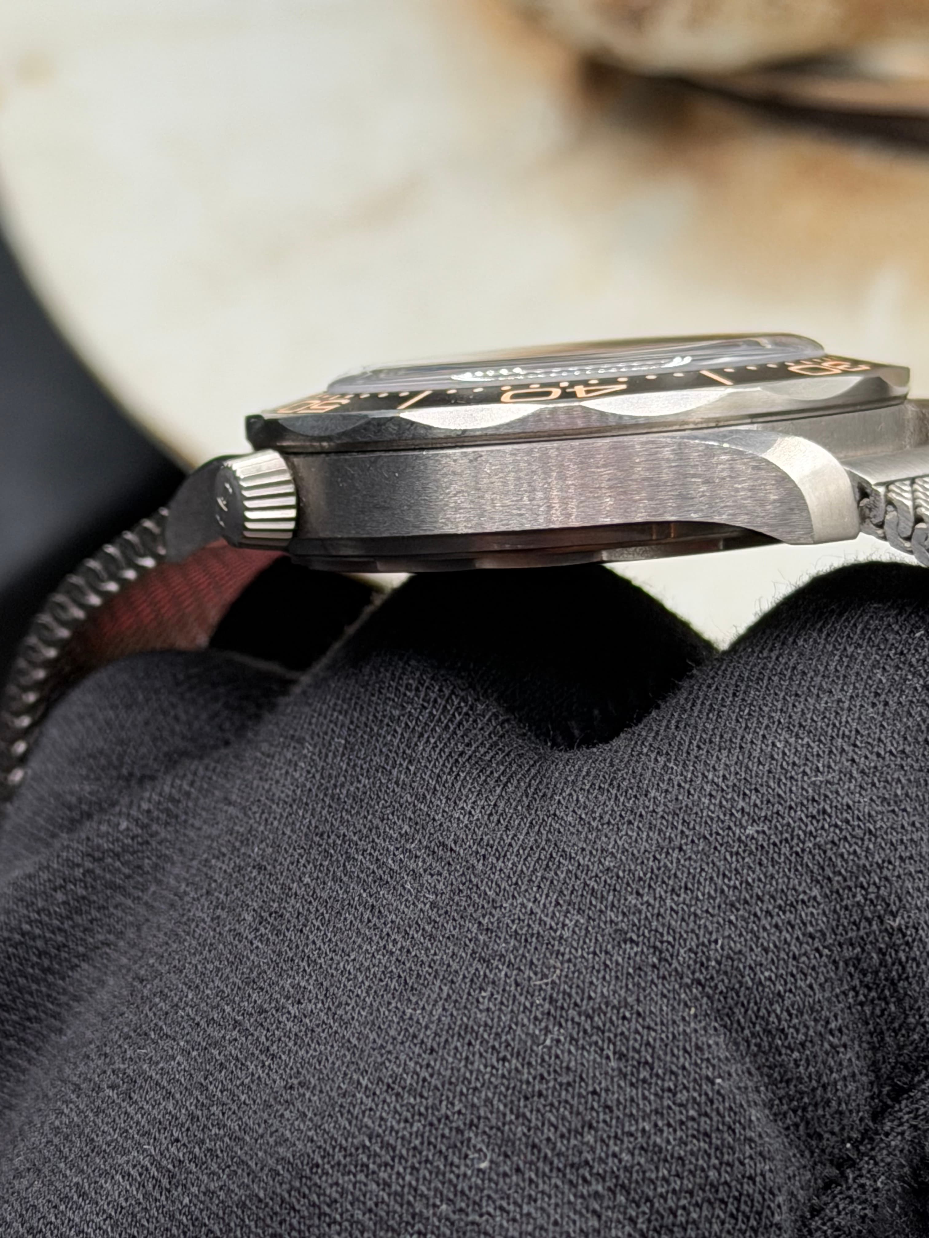 Omega Seamaster Diver 300 M 007 NTTD - view 15