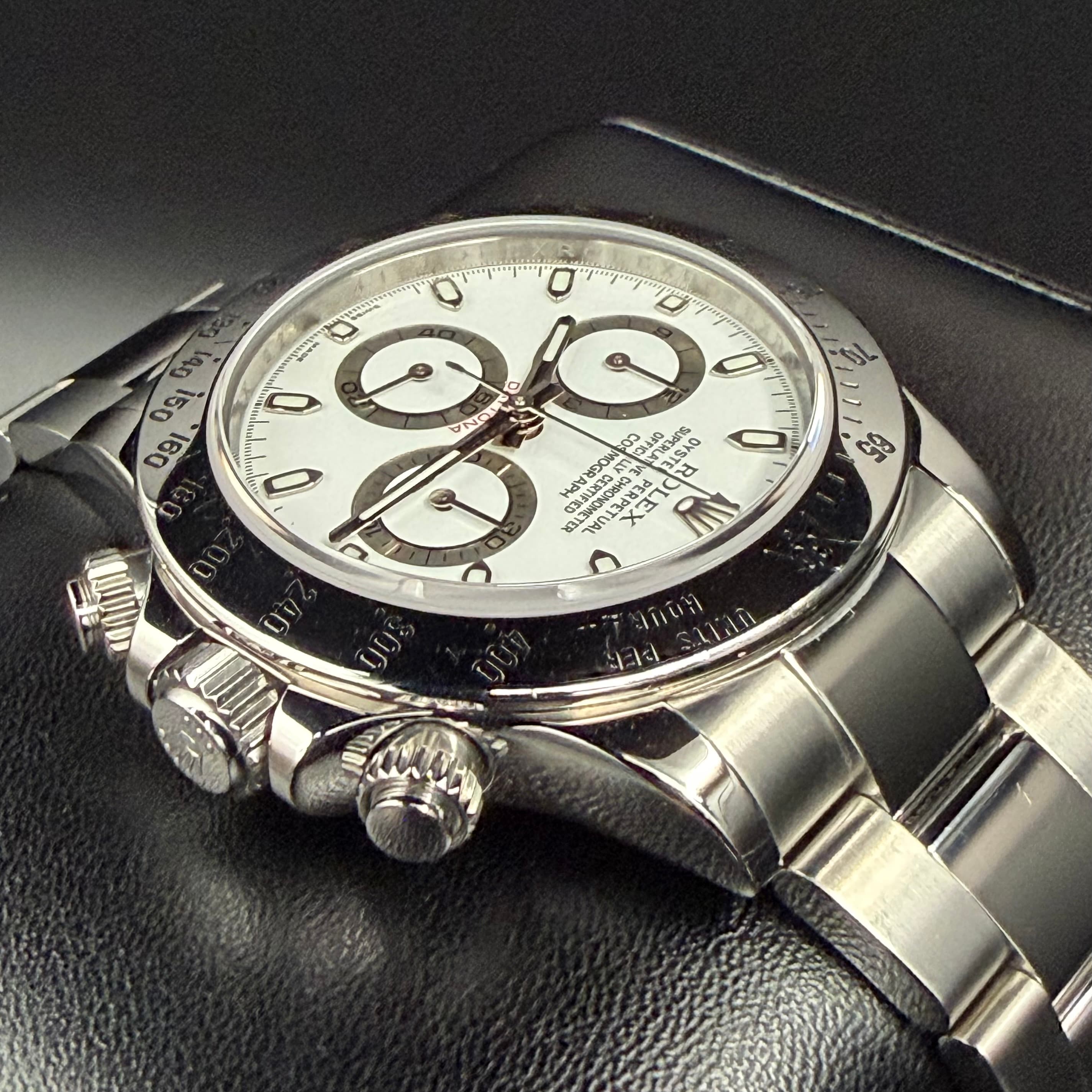 Rolex Daytona Panda APH dial - view 10
