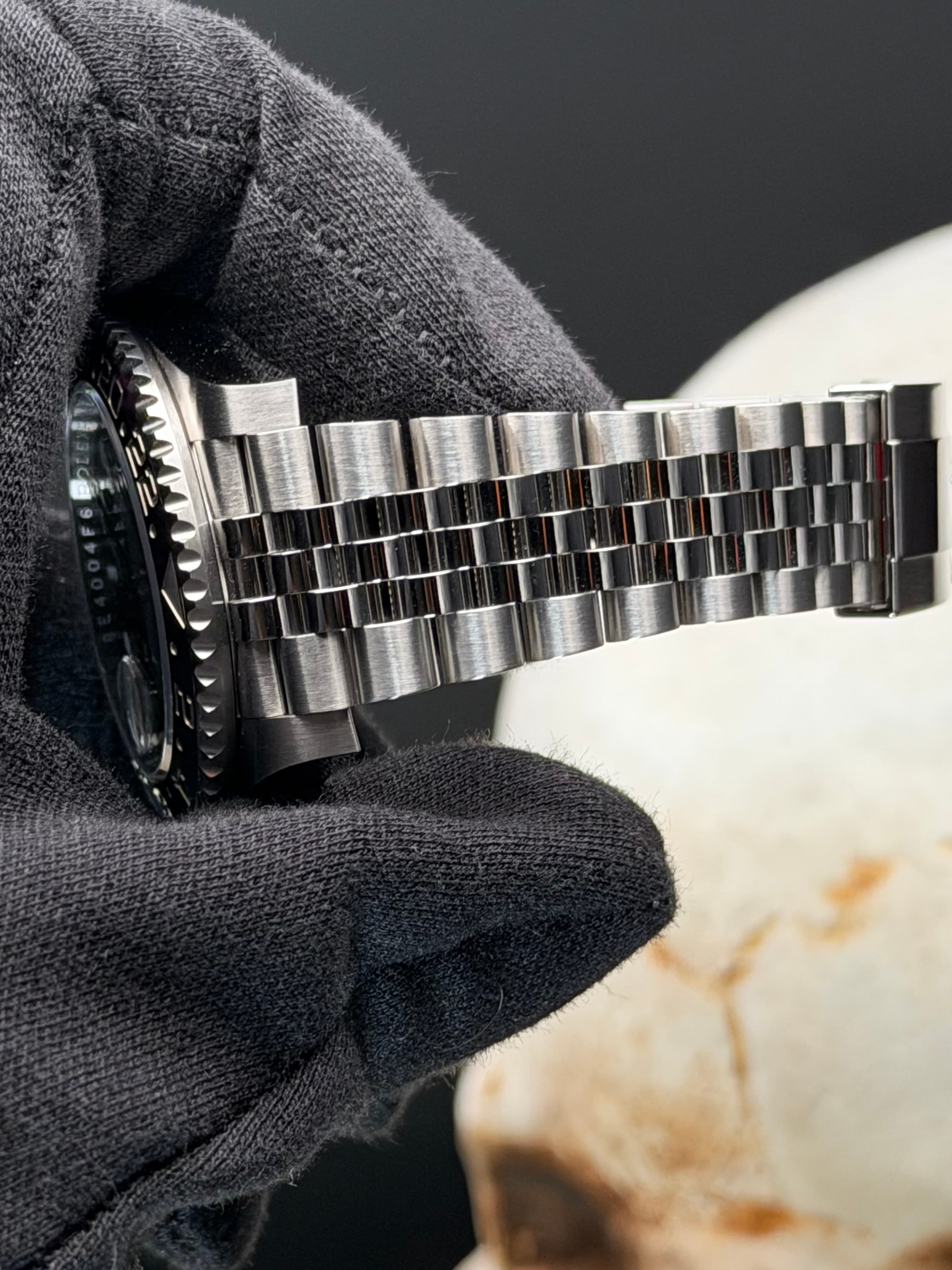 Rolex GMT‑Master II “Bruce Wayne” - view 16