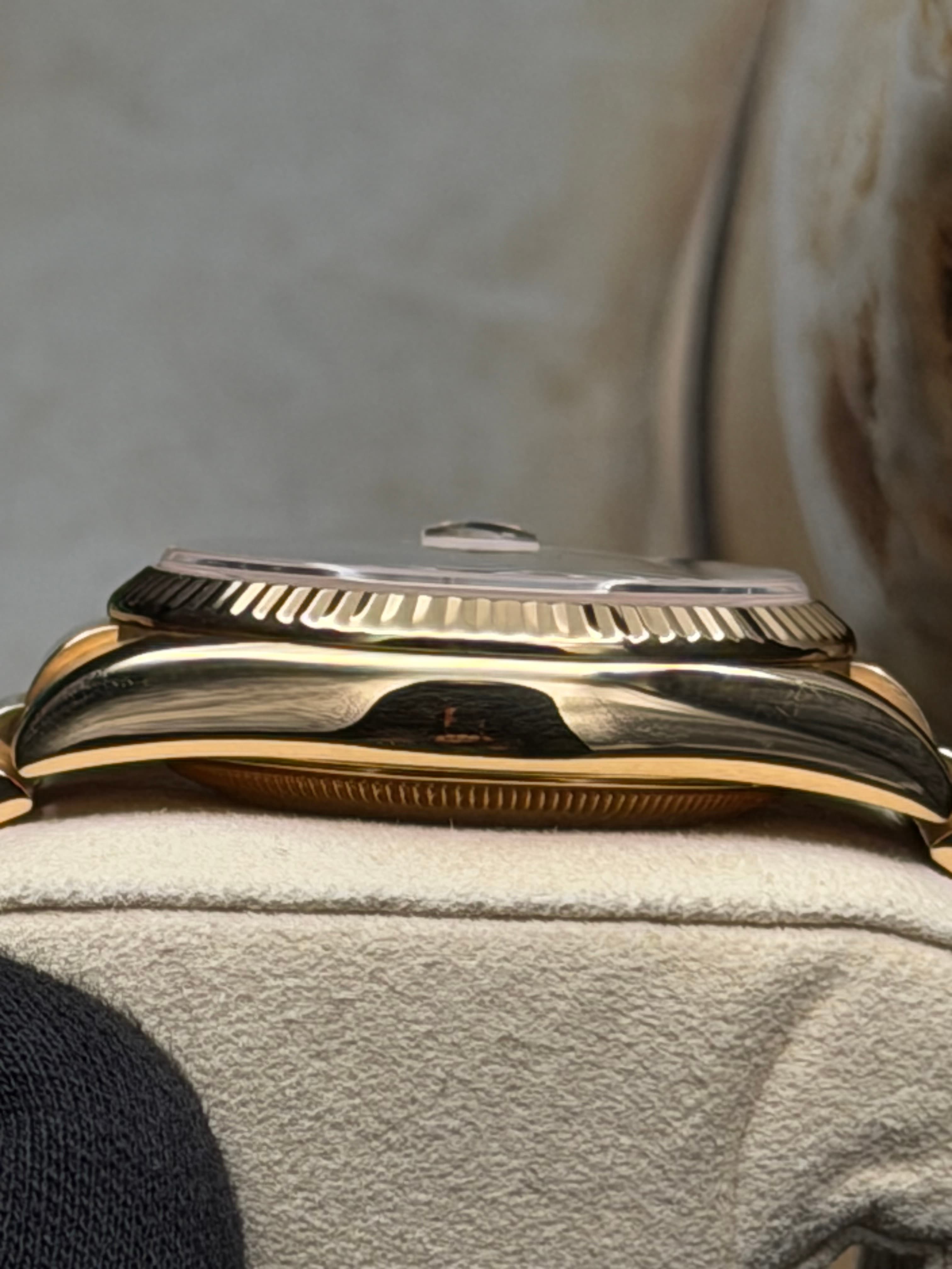 Rolex Oyster Perpetual Day Date PRESIDENTIAL - view 9