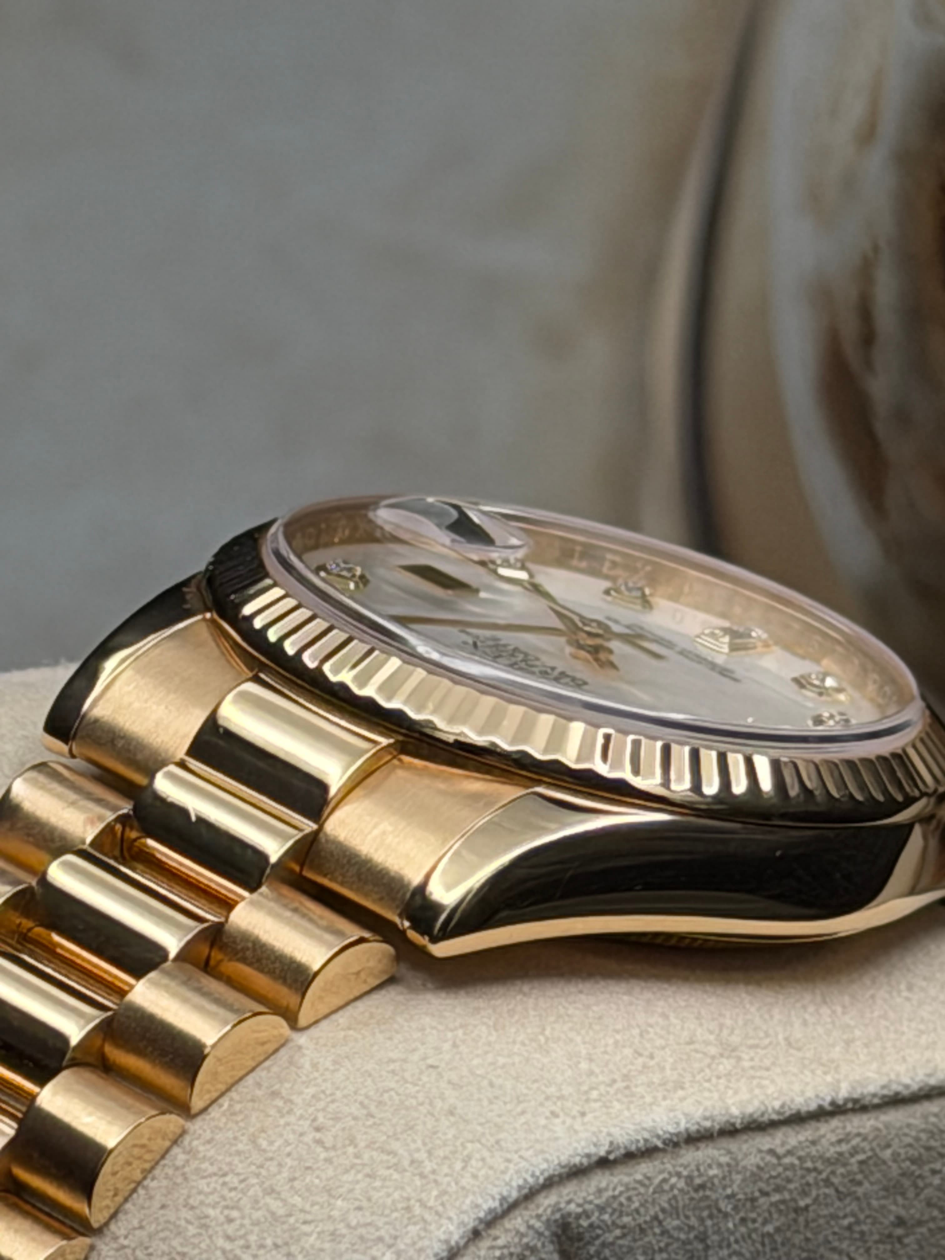 Rolex Oyster Perpetual Day Date PRESIDENTIAL - view 10