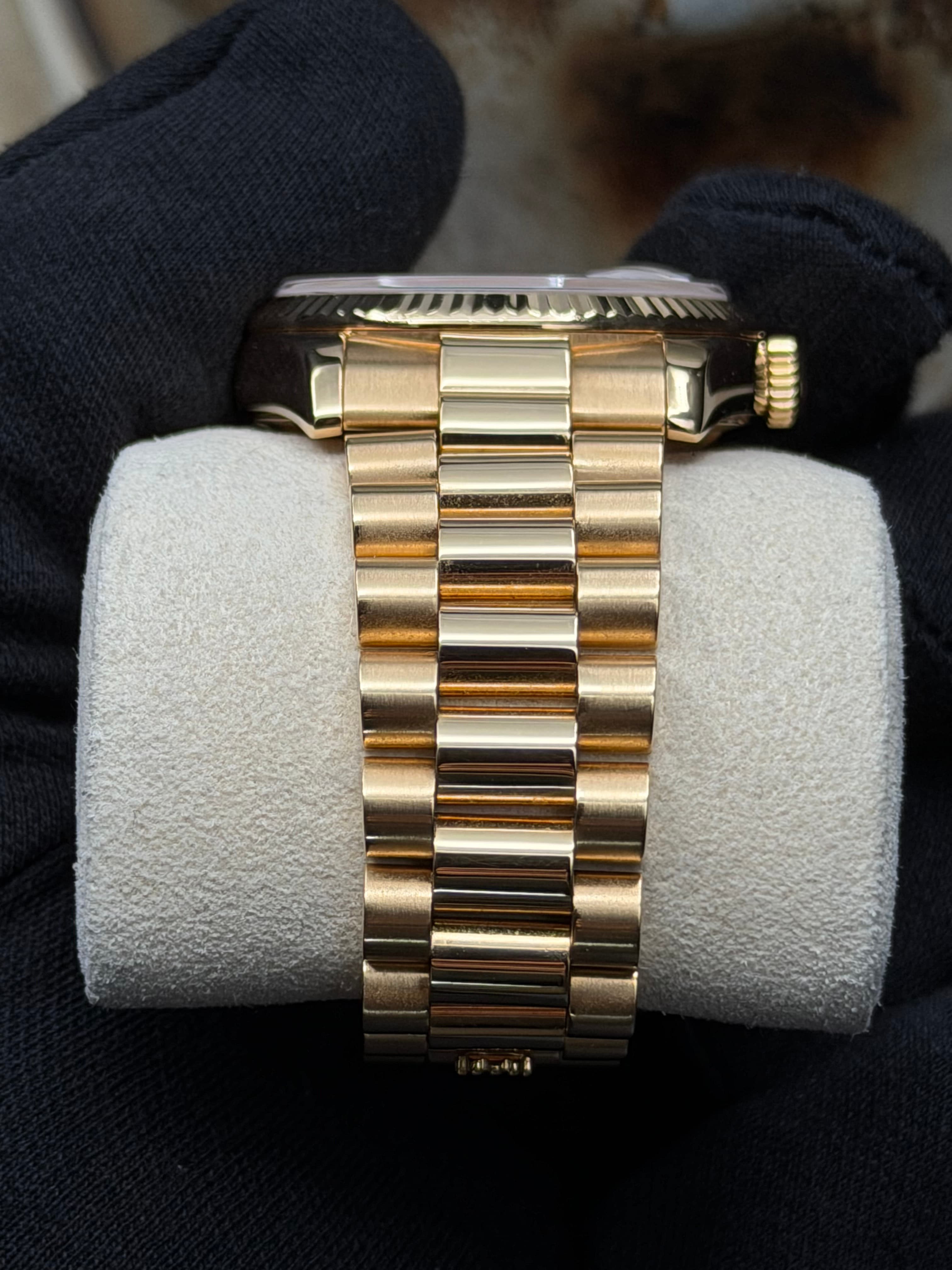 Rolex Oyster Perpetual Day Date PRESIDENTIAL - view 15