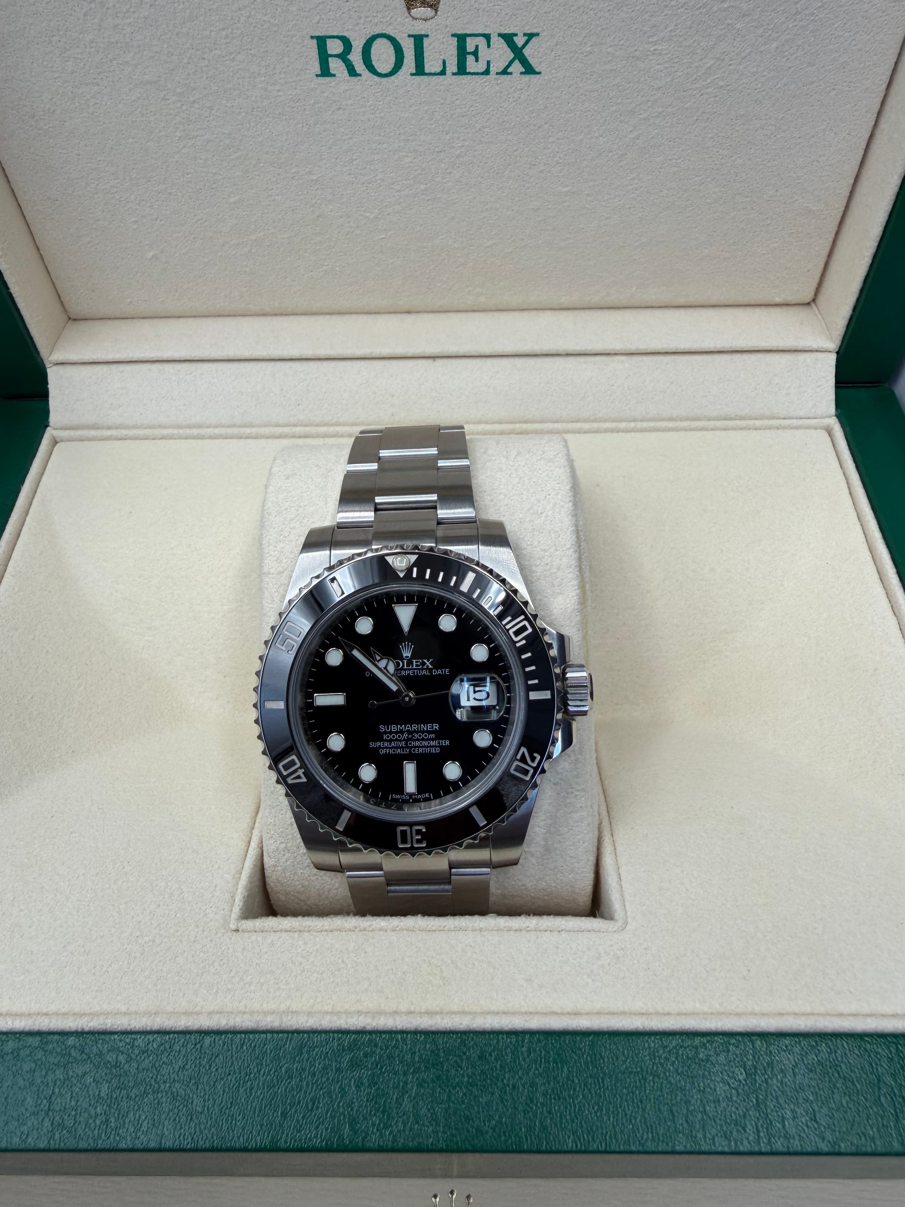 Rolex Submariner Date - view 10