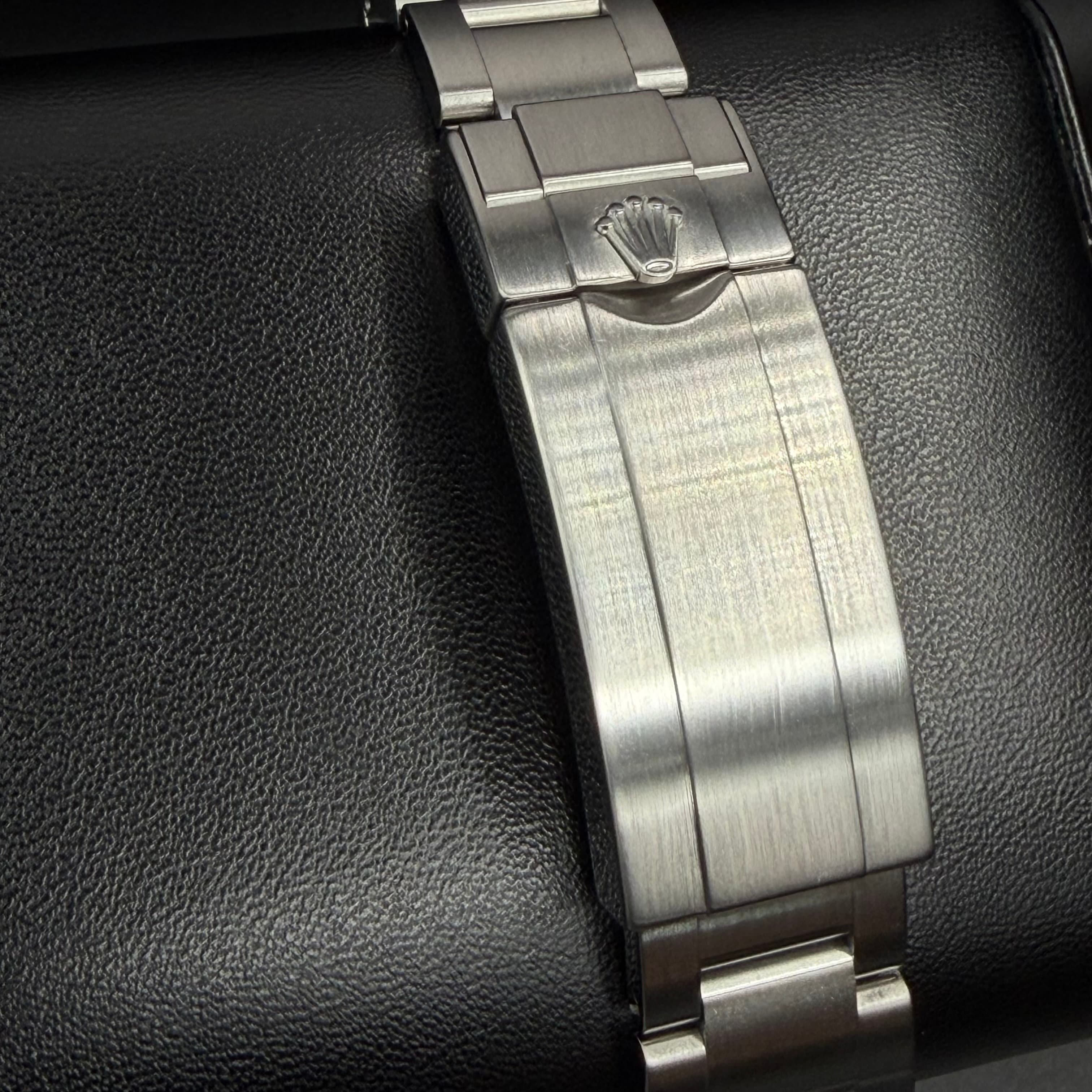 Rolex Submariner Date Black 2015 - view 13