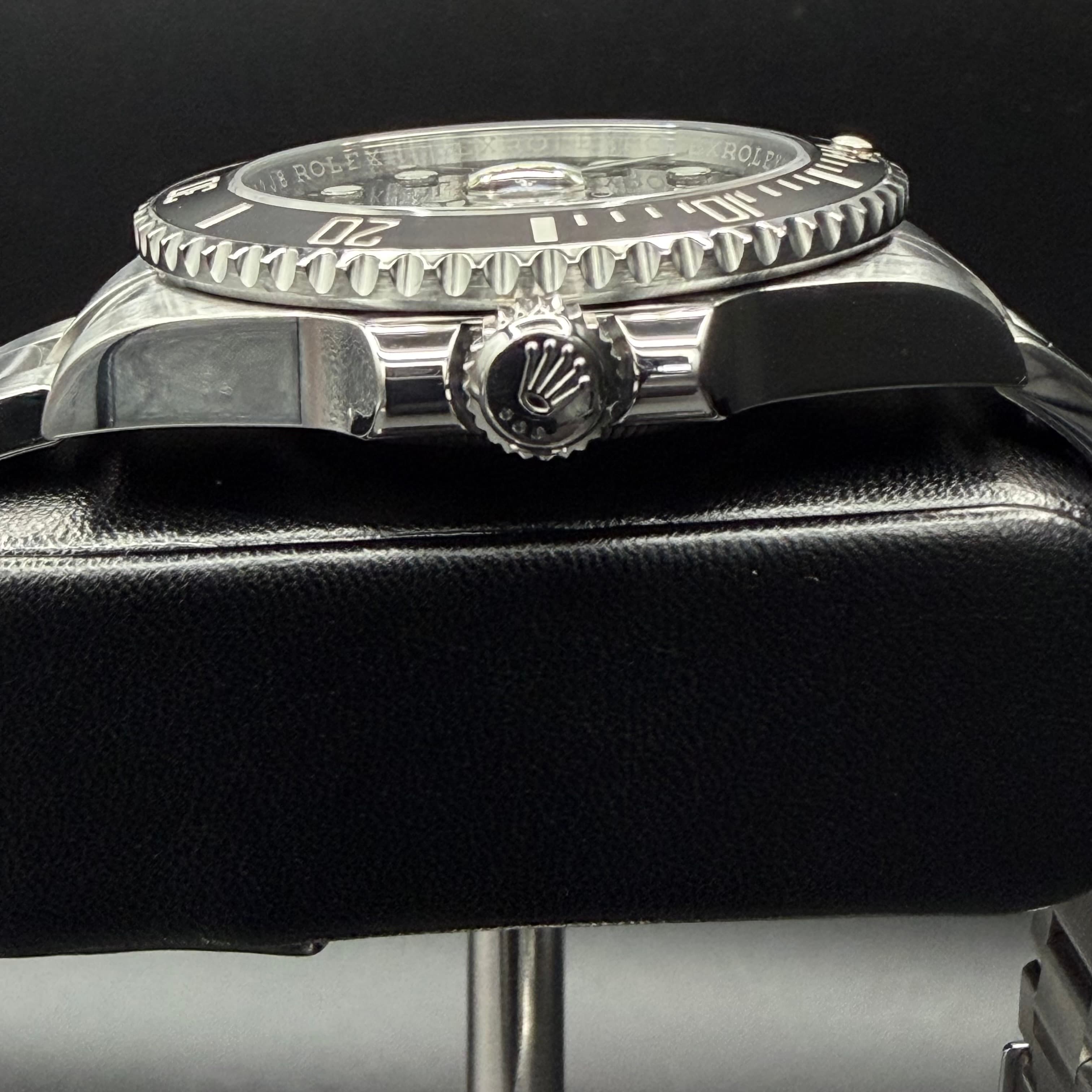 Rolex Submariner Date Black 2015 - view 22