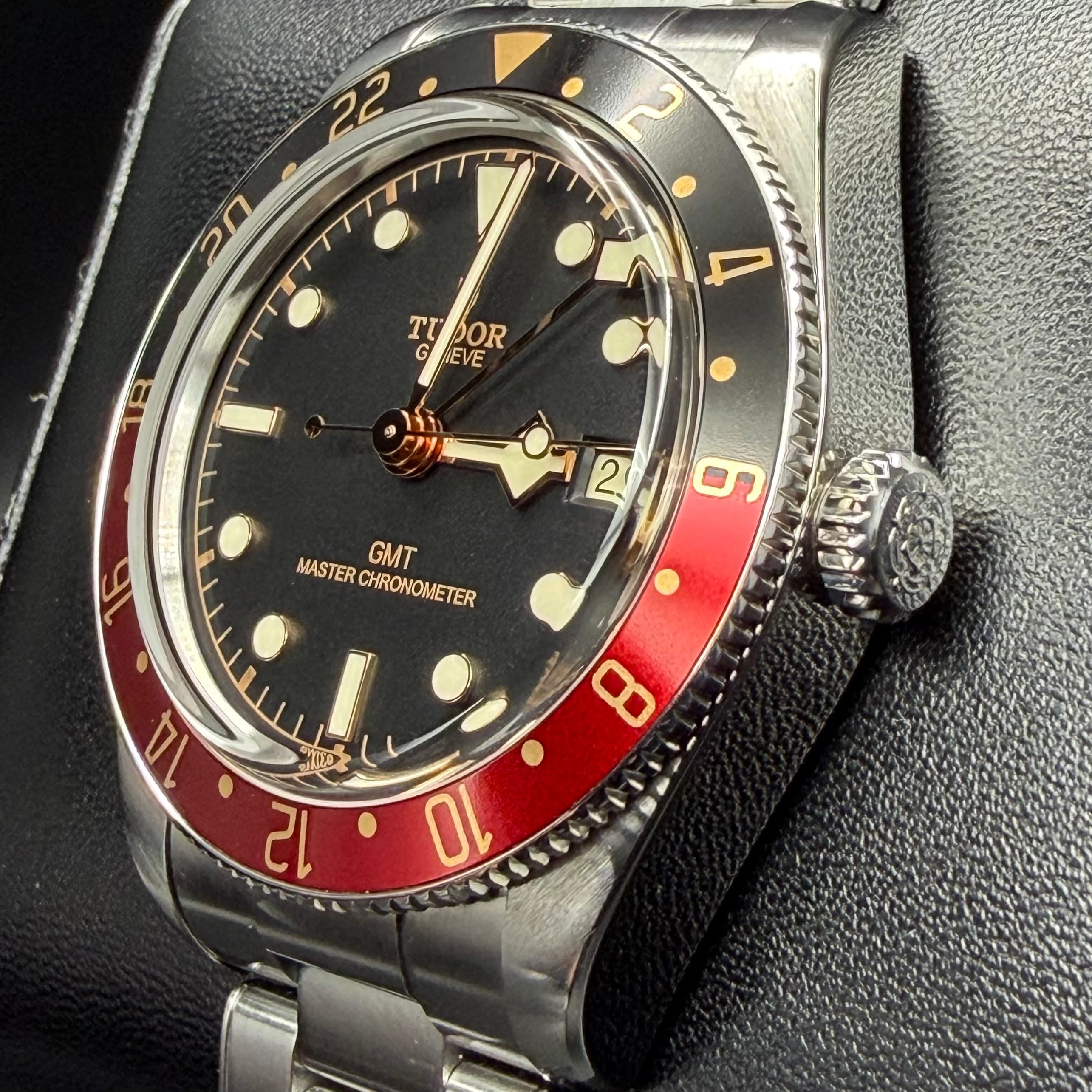 Tudor Black Bay 58 GMT “C0KE” - view 4