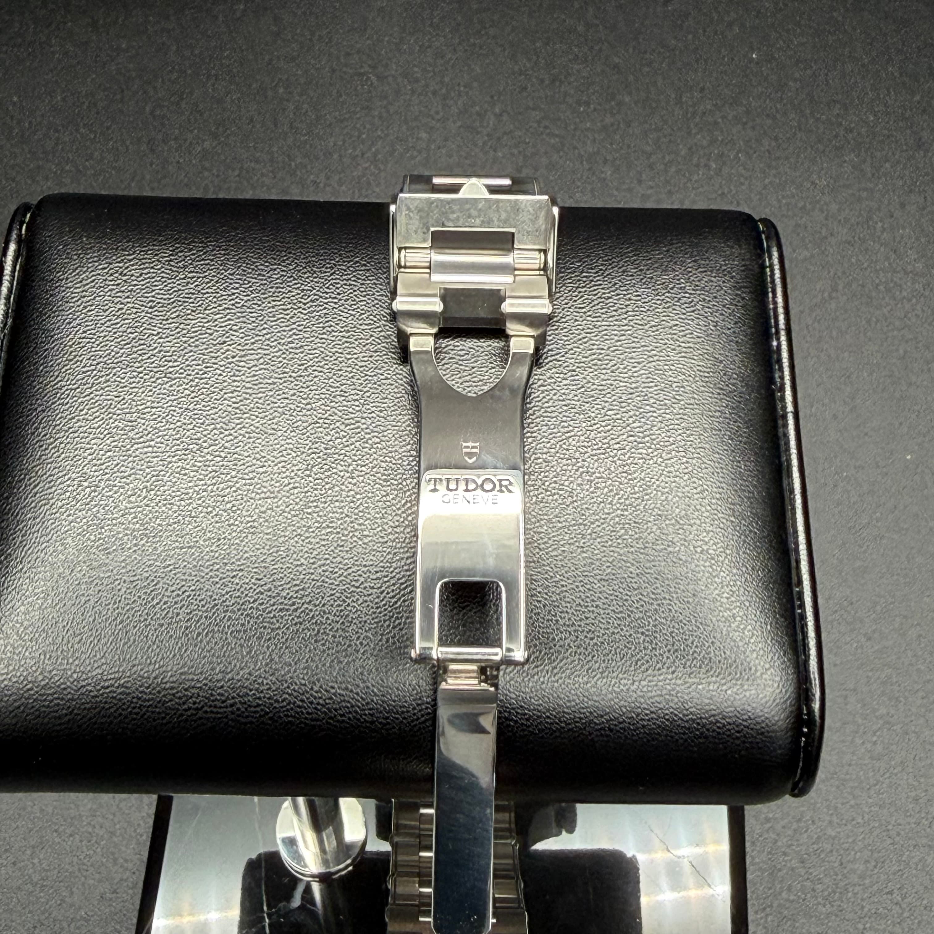 Tudor Black Bay 58 GMT “C0KE” - view 17